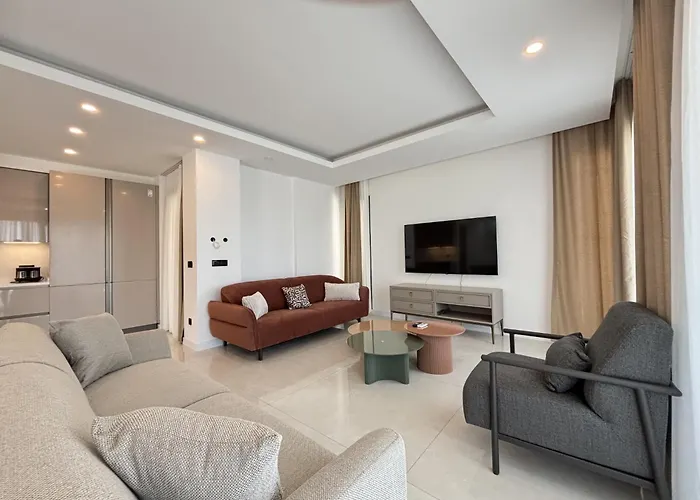 Premium Tuerkbuekue Villa With Private Pool